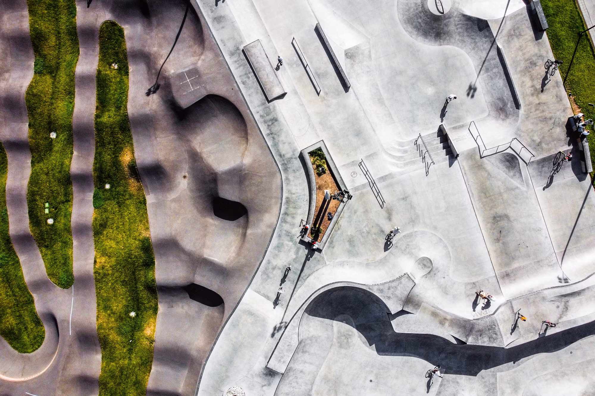 Exploring the Thrills of Vert Skateboarding
